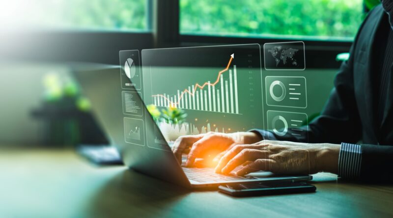 Unternehmensfinanzierung und Investitionen, Analyse von Wirtschaftswachstumsdiagrammen für fundierte Unternehmensfinanzierungs- und Finanzentscheidungen. Börsenbericht, Strategie, Datenerhebung, Prognosen